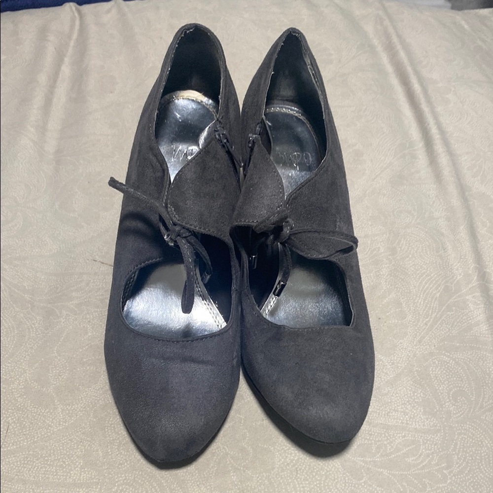 Elegant Dark Gray Women's Shoes